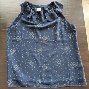CAbi Women's S Navy Bouquet Floral Ruffle Sleeveless Blouse Casual